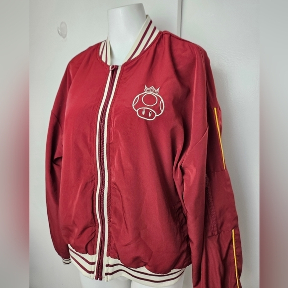 Official mario Kart Bomber Jacket 15/17 juniors - Picture 8 of 10